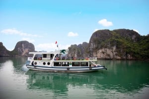 Из Ханоя: однодневный круиз по заливу Бай Ту Лонг Бэй (Bai Tu Long Bay Off-The-Beaten-Path)