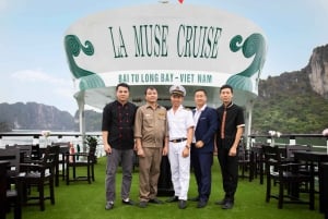 Из Ханоя: однодневный круиз по заливу Бай Ту Лонг Бэй (Bai Tu Long Bay Off-The-Beaten-Path)