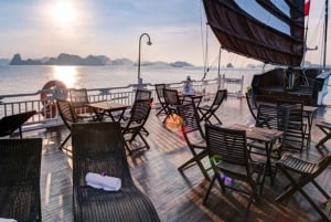 Rejs Bhaya: 2-dniowa luksusowa wycieczka po zatoce Ha Long