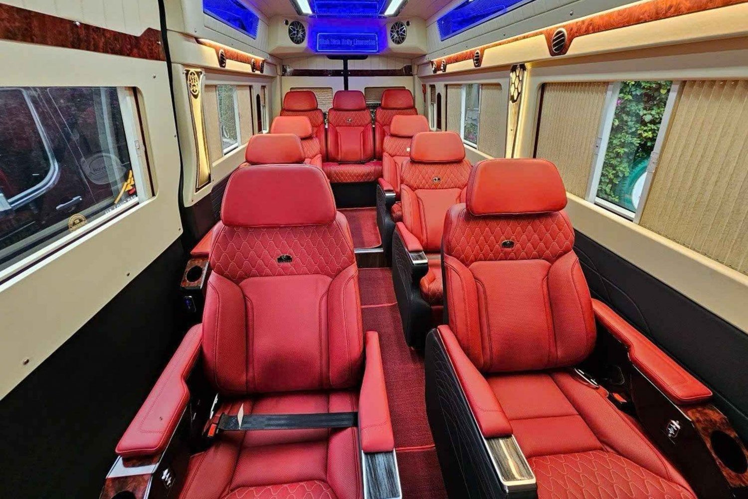 Autobus Limousine da Hanoi a Ha Long Bay