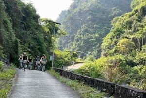 Cat Ba: Lan Ha, baia di HaLong: giornata intera - bicicletta, kayak, pranzo