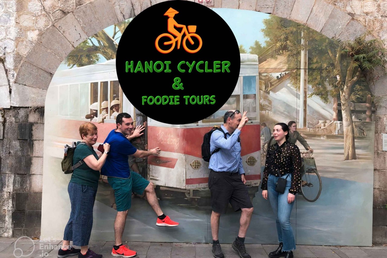 Hanoi City Tour With Bat Trang & Train Street by Bus & Guide