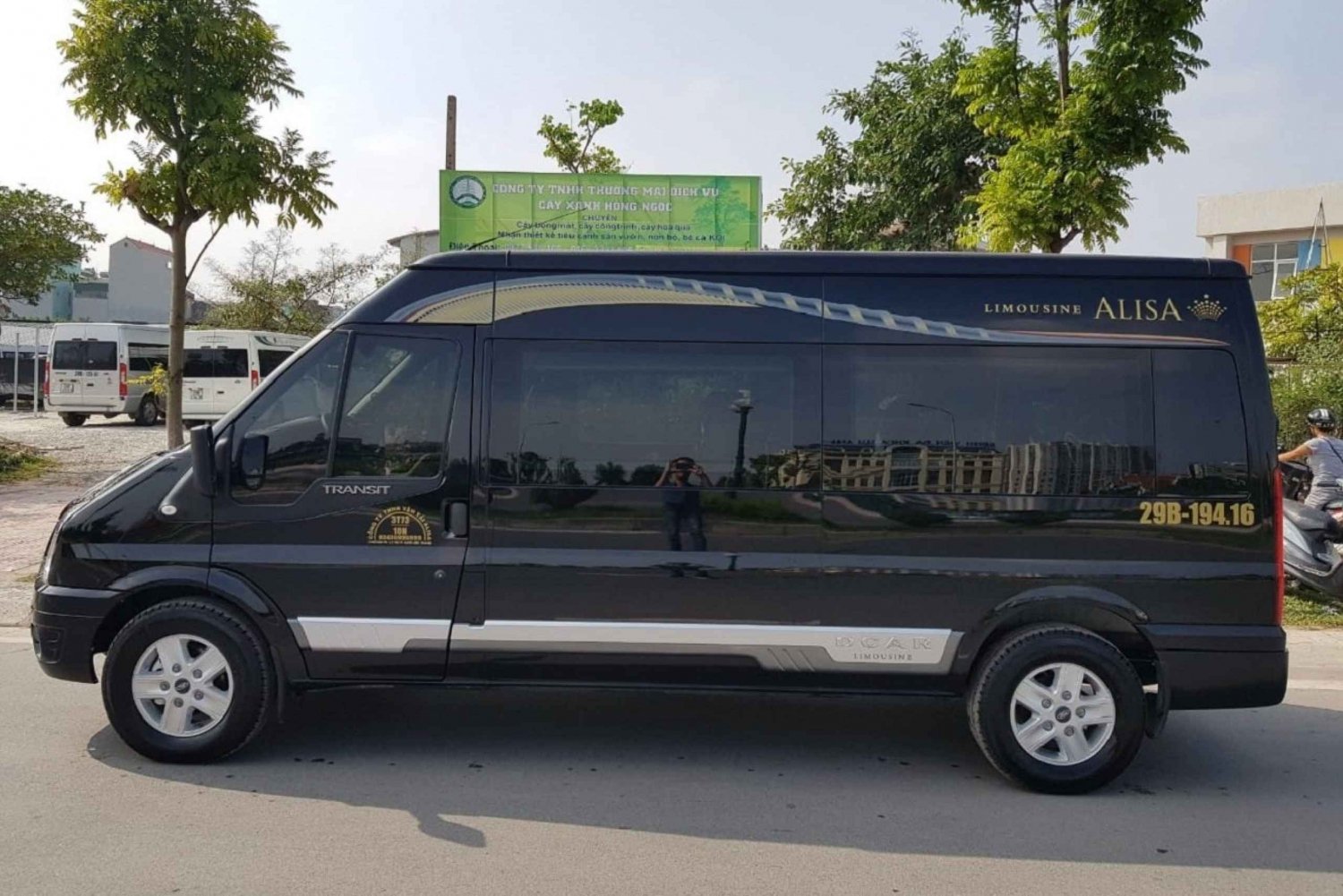Daily Limousine Bus Ha Long - Ninh Binh - Ha Long Bay