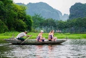 A melhor excursão de um dia em Ninh Binh: Hoa Lu - Trang An - Caverna Mua