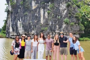 A melhor excursão de um dia em Ninh Binh: Hoa Lu - Trang An - Caverna Mua
