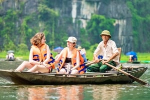 A melhor excursão de um dia em Ninh Binh: Hoa Lu - Trang An - Caverna Mua