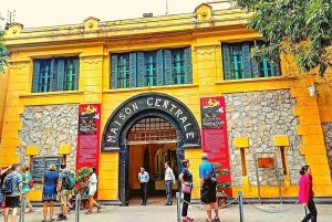 Scopri la via dei treni e il tesoro di Hanoi con un tour in motocicletta