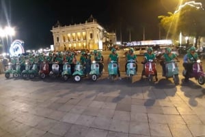 Geniet van Hanoi als een local - Vespa & Street Food Tour by Night