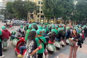 Geniet van Hanoi als een local - Vespa & Street Food Tour by Night