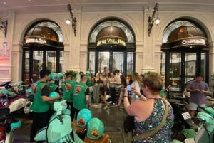 Geniet van Hanoi als een local - Vespa & Street Food Tour by Night