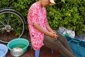Enjoy Hanoi with a Street Photographer