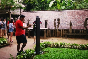 Explore Hanoi Old City By Cycling Tour With Small Groups