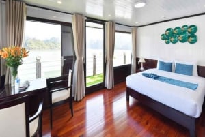 From Ha Noi: 2-Days Lan Ha Bay & Ha Long Bay 6-Star Cruise
