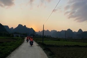 Da Ha Noi: Tour di gruppo CaoBang 2D - Moto con EasyRider