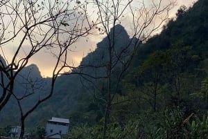 Da Ha Noi: Tour di gruppo CaoBang 2D - Moto con EasyRider