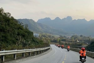 Da Ha Noi: Tour di gruppo CaoBang 2D - Moto con EasyRider
