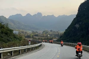 Da Ha Noi: Tour di gruppo CaoBang 2D - Moto con EasyRider