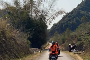 Da Ha Noi: Tour di gruppo CaoBang 2D - Moto con EasyRider