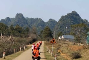 Da Ha Noi: Tour di gruppo CaoBang 2D - Moto con EasyRider