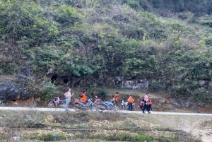 Da Ha Noi: Tour di gruppo CaoBang 2D - Moto con EasyRider