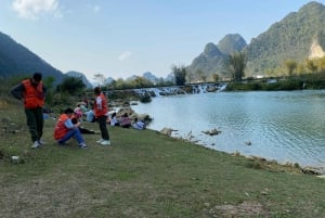 Da Ha Noi: Tour di gruppo CaoBang 2D - Moto con EasyRider