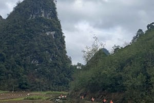 Da Ha Noi: Tour di gruppo CaoBang 2D - Moto con EasyRider