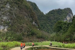 Da Ha Noi: Tour di gruppo CaoBang 2D - Moto con EasyRider