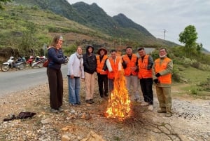 Da Ha Noi: Tour di gruppo CaoBang 2D - Moto con EasyRider