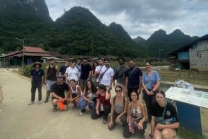 Da Ha Noi: Tour di gruppo CaoBang 2D - Moto con EasyRider