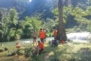 Da Ha Noi: Tour di gruppo CaoBang 2D - Moto con EasyRider