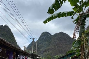 Da Ha Noi: Tour di gruppo CaoBang 2D - Moto con EasyRider