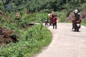 Da Ha Noi: Tour di gruppo CaoBang 2D - Moto con EasyRider
