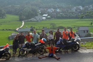 Da Ha Noi: Tour di gruppo CaoBang 2D - Moto con EasyRider