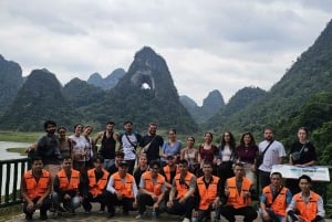 Da Ha Noi: Tour di gruppo CaoBang 2D - Moto con EasyRider