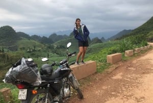 Desde Hanoi: Circuito de 4 días por Ha Giang en coche/Easy Rider