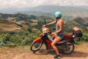 Desde Hanoi: Circuito de 4 días por Ha Giang en coche/Easy Rider