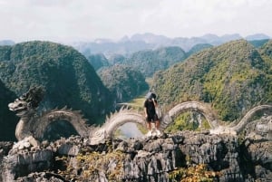 Au départ de Hanoï : Village d'encens de Quang Phu Cau et visite de Ninh Binh