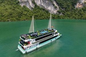 Ha Long–Lan Ha luksuriøs dagscruise fra Hanoi