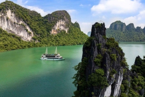Ha Long–Lan Ha luksuriøs dagscruise fra Hanoi