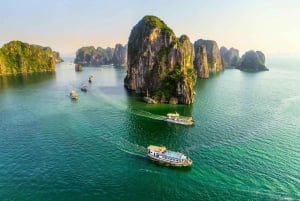 From Hanoi/Halong: Ha Long Bay Day Trip with Luxury Cruise