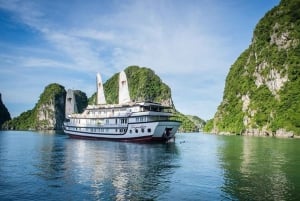 Fra Hanoi: 2-dages Bai Tu Long Bay luksuskrydstogt med jacuzzi