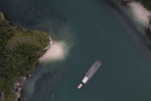 Fra Hanoi: 2-dages Ha Long-bugten og Bai Tu Long Premium-krydstogt