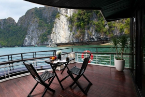 Fra Hanoi: 2-dages Ha Long-bugten og Bai Tu Long Premium-krydstogt