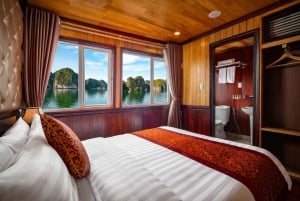 Hanoi: Ylellinen 5 tähden Aspira Cruise parvekkeella ja kylpyammeella