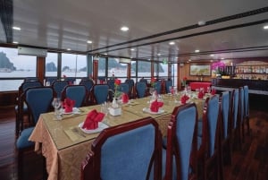 Hanoi: Ylellinen 5 tähden Aspira Cruise parvekkeella ja kylpyammeella