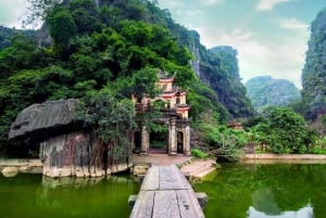Fra Hanoi: 2-dagers cruise i Ha Long Bay og Ninh Binh UNESCO-tur