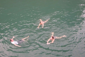 From Hanoi: 2-Day Lan Ha Bay 5-Star Cruise with Balcony