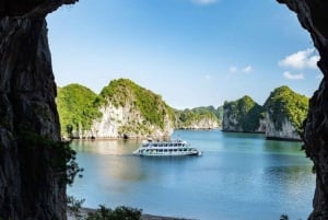 Hanoi: Baia di Lan Ha e isola di Cat Ba 1 o 2 giorni in crociera di lusso