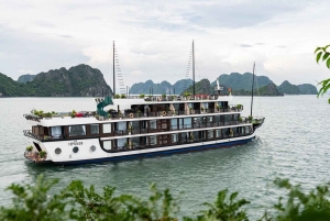 From Hanoi: 2-Day Lan Ha Bay 5-Star Cruise with Balcony
