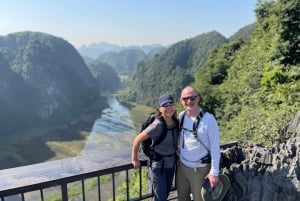 Hanoista: 2 päivän Ninh Binh -kierros majoituksella ja aterioilla